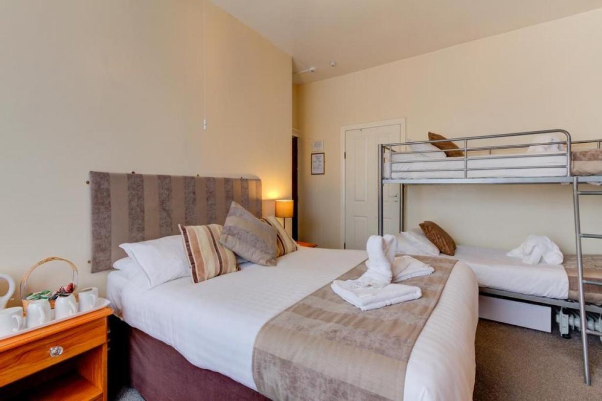 Lyndawn Hotel ブラックプール エクステリア 写真