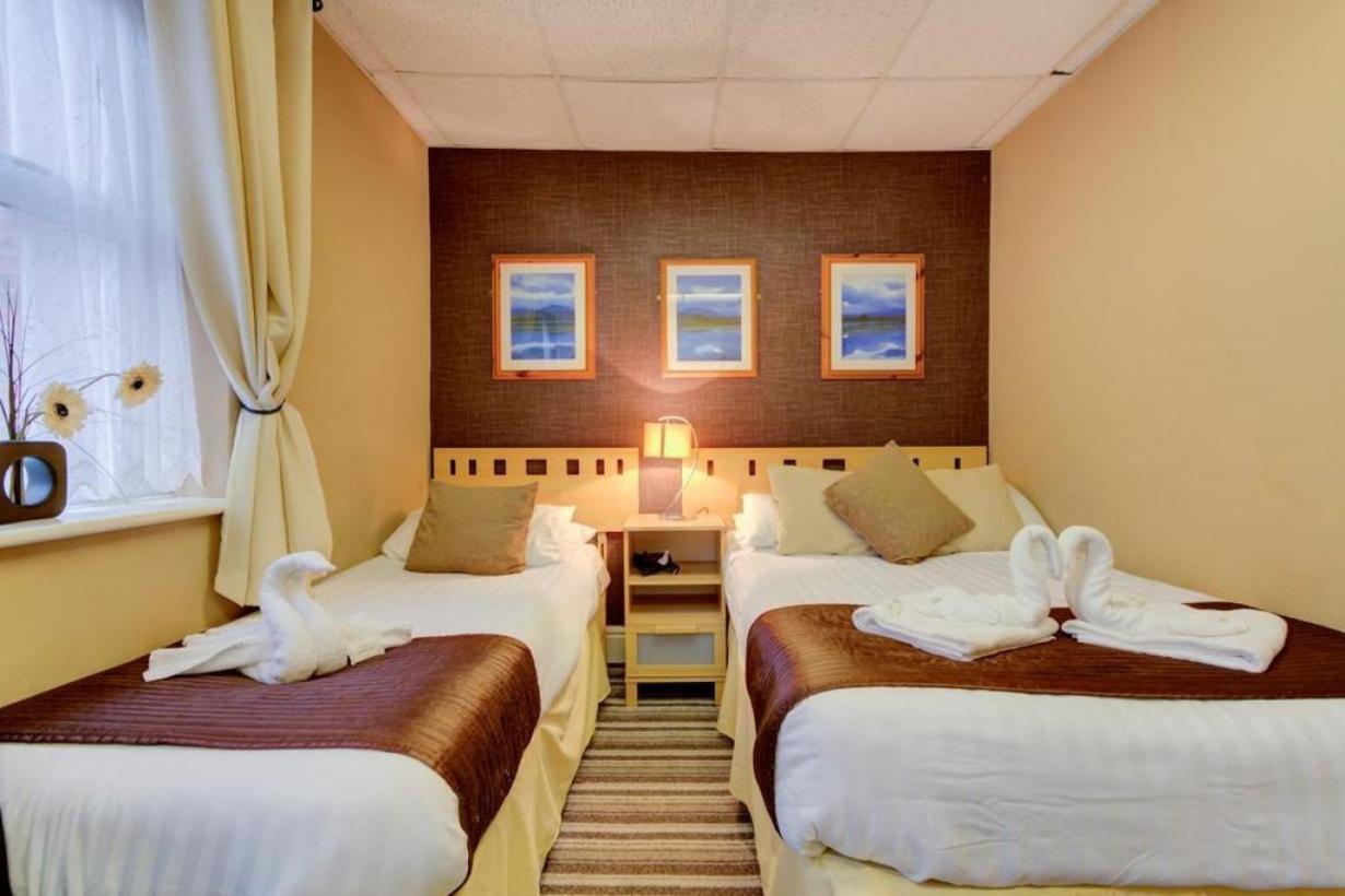 Lyndawn Hotel ブラックプール エクステリア 写真